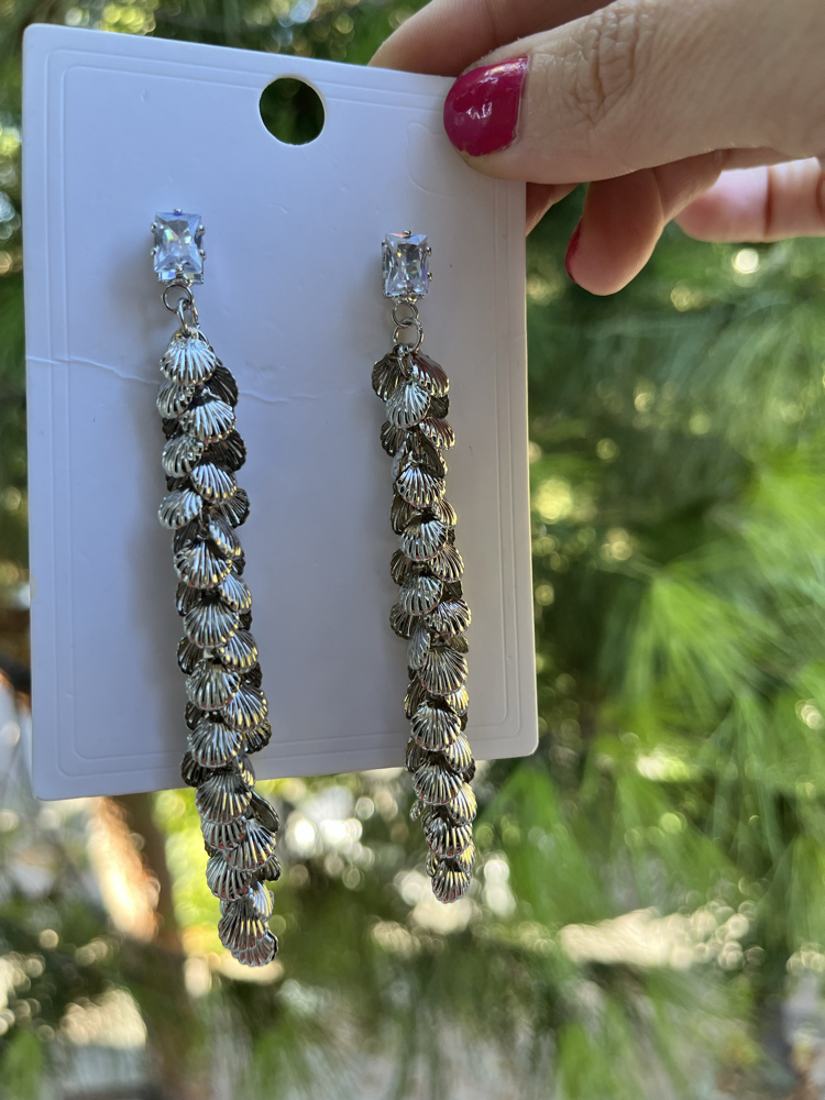 Silver deniz kabuklu sallantılı küpe