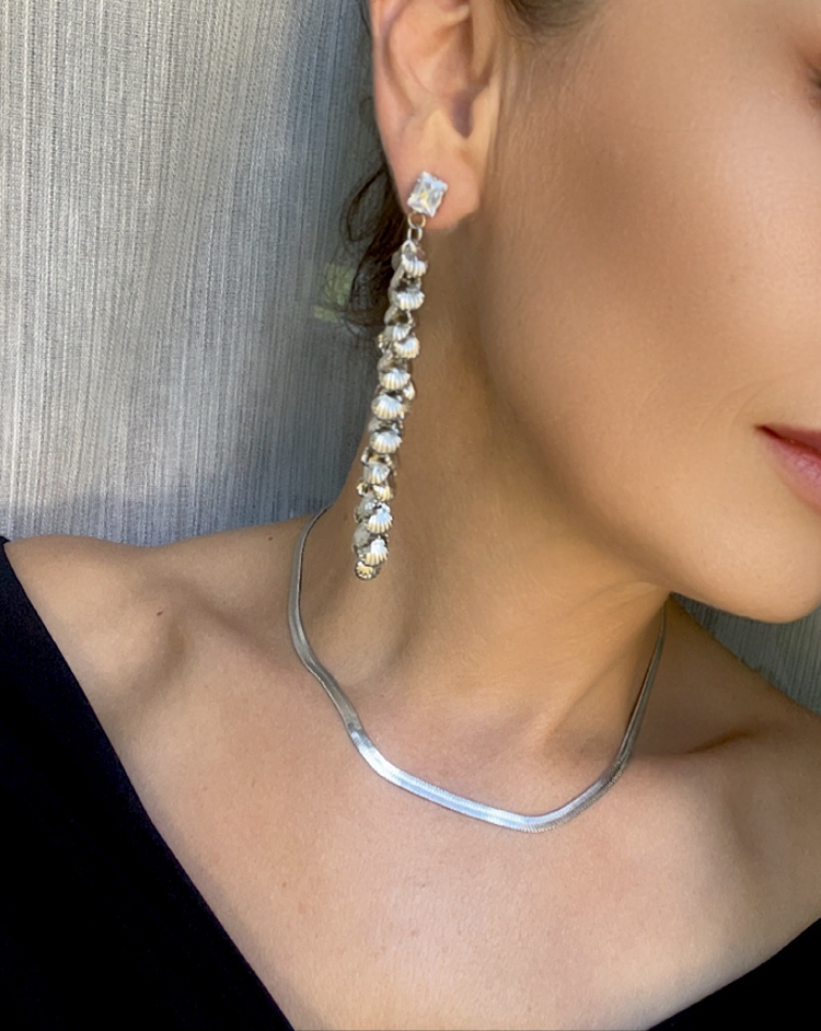 Silver deniz kabuklu sallantılı küpe