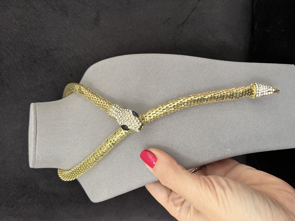 Gold yılan kolye 