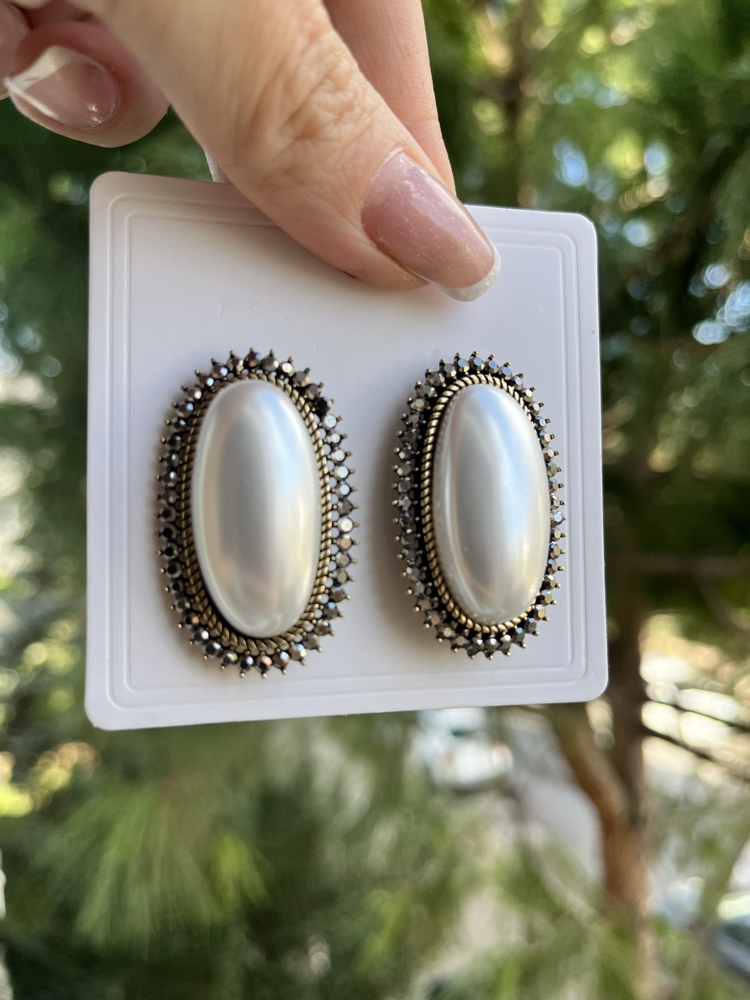 Oval inci küpe 