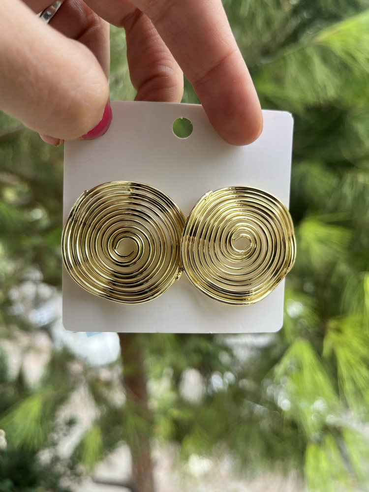 Gold spiral yuvarlak küpe 