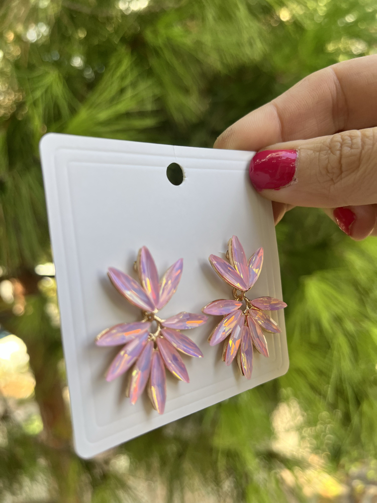 Pembe kristal taşlı küpe 