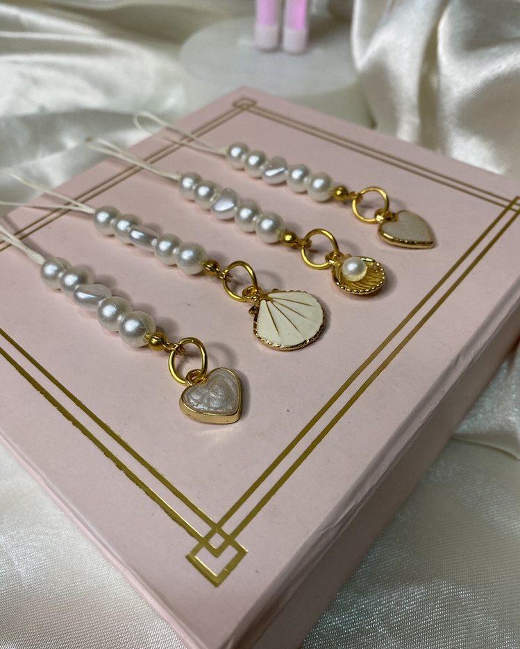 4 Adet incili charm