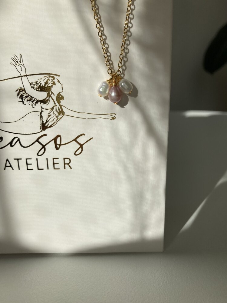 Trilogie Violet et Blanc