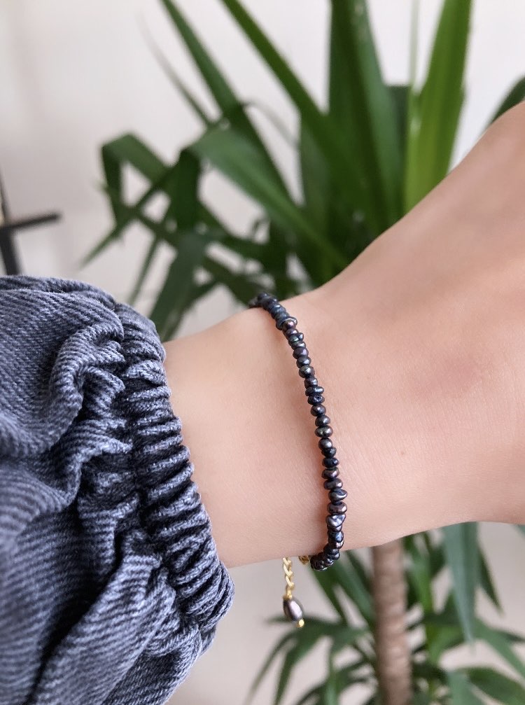 Black Seed Pearl Bracelet