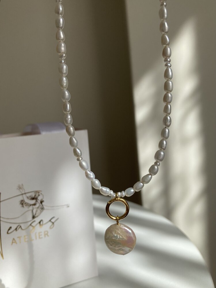 Collier avec Deux Perles