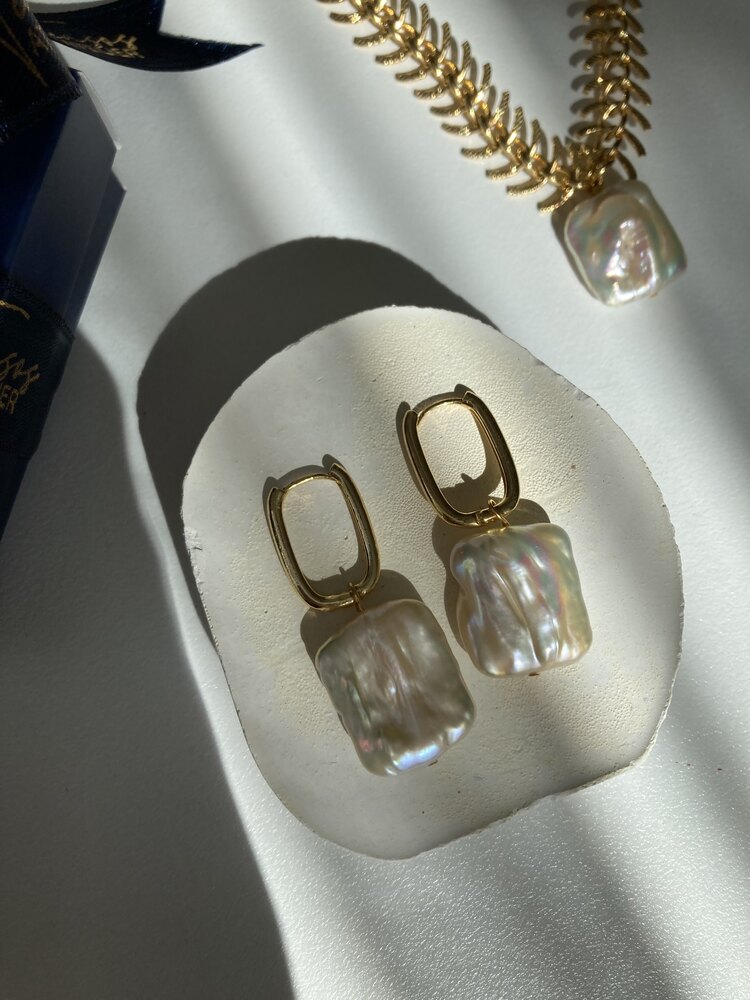 Rectangle Pearl Earrings