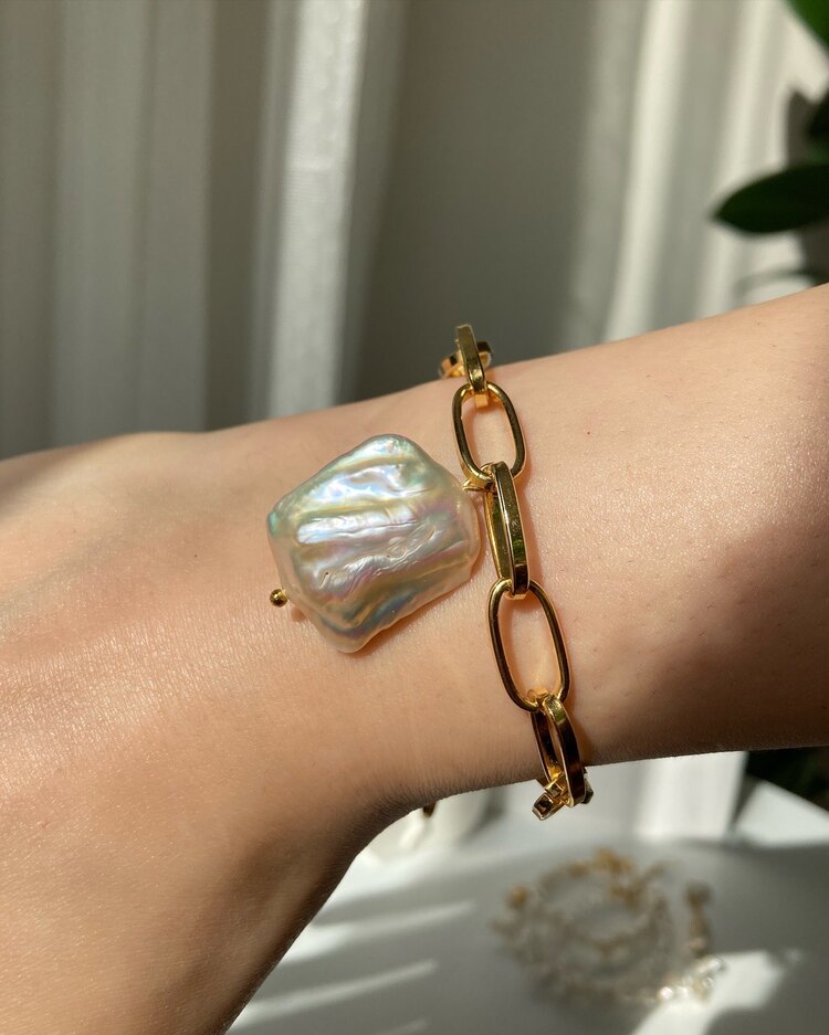 Thick Chain x Rectangle Keshi Pearl Bracelet