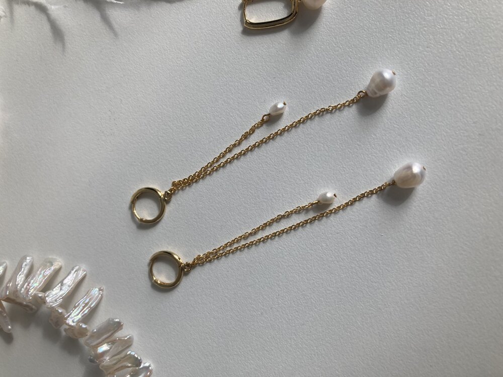 Chain Pearl Drop Earrings