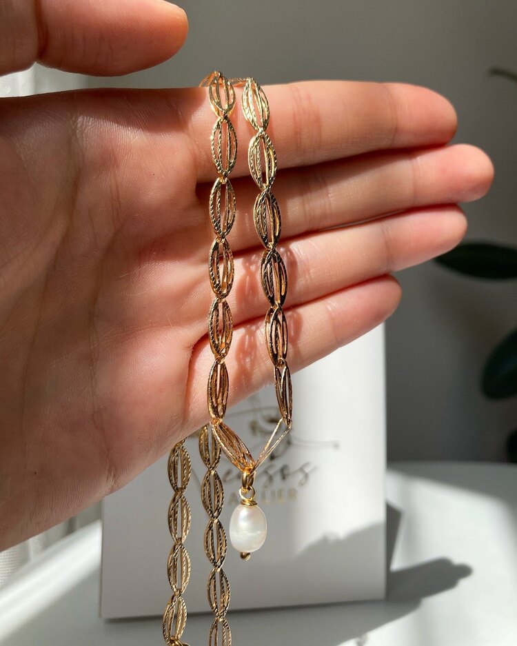 Oval Chain x Pearl Necklace