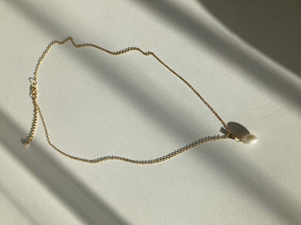 Single Pearl Necklace