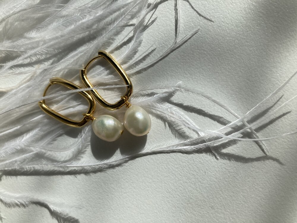 AA Round Pearl Earrings