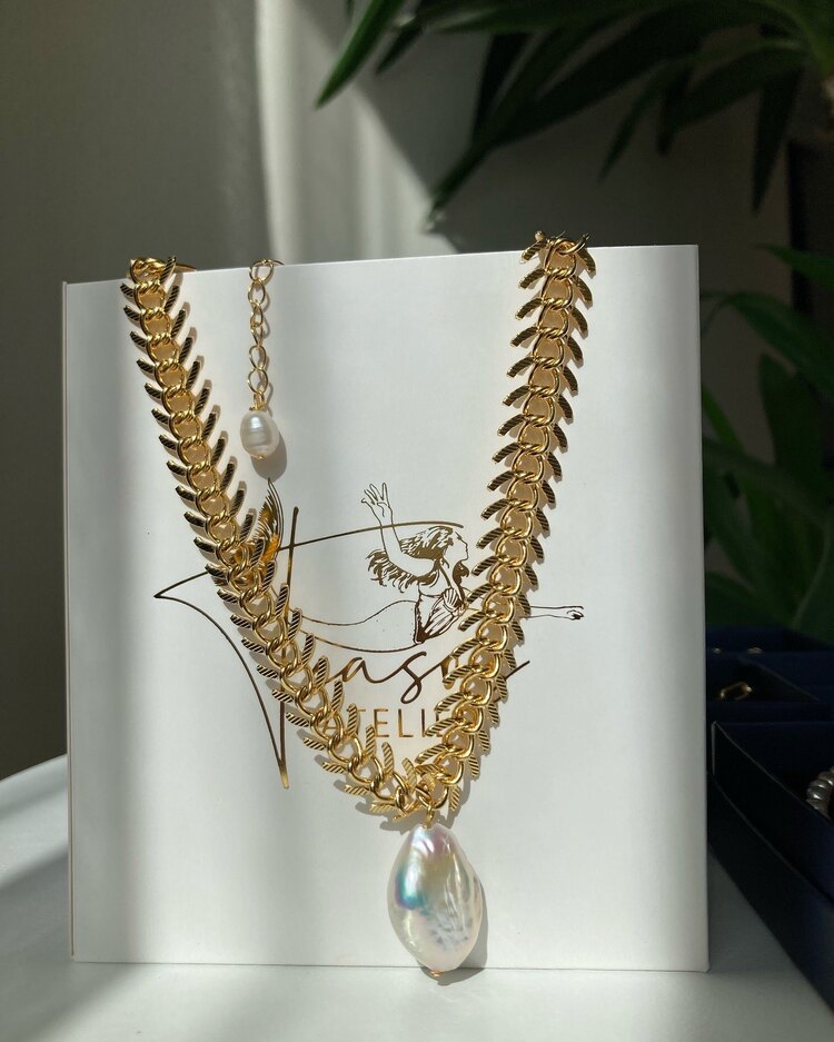 Suave No:3 Chocker
