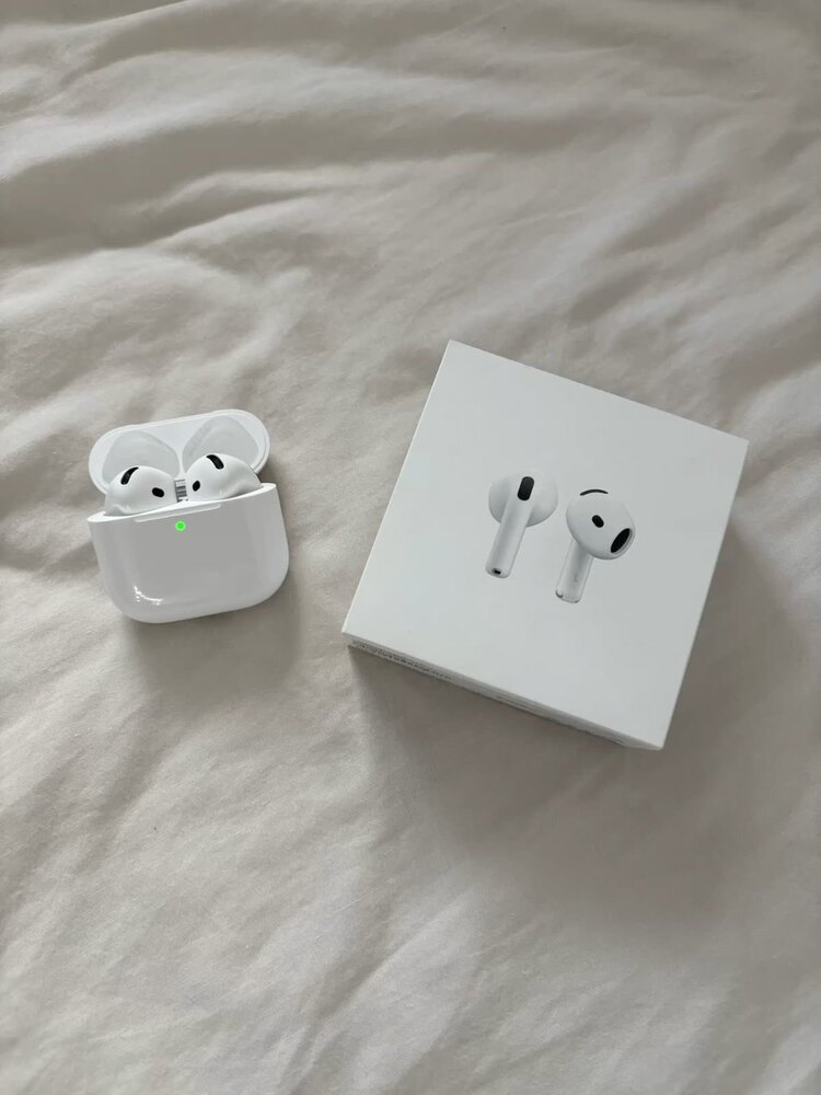 Airpods 4 Apple Logolu