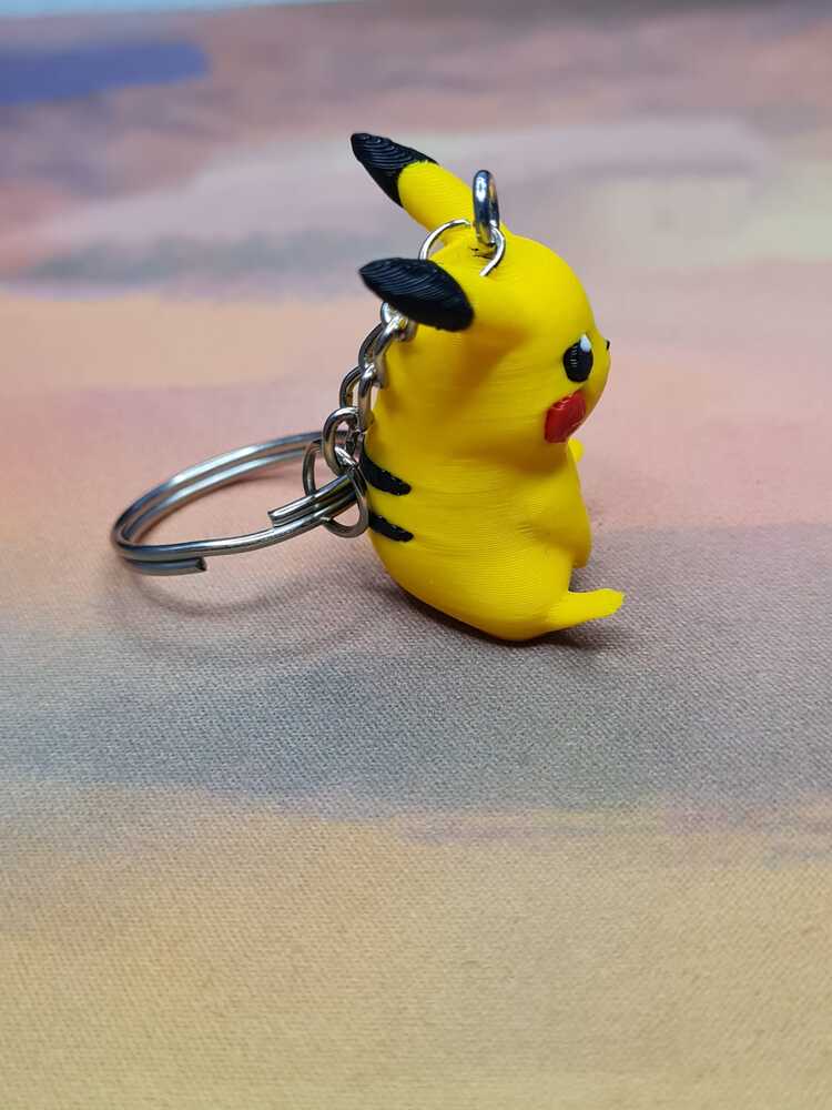 Anahtarlık Pikachu'nun 4cm'lik figürü