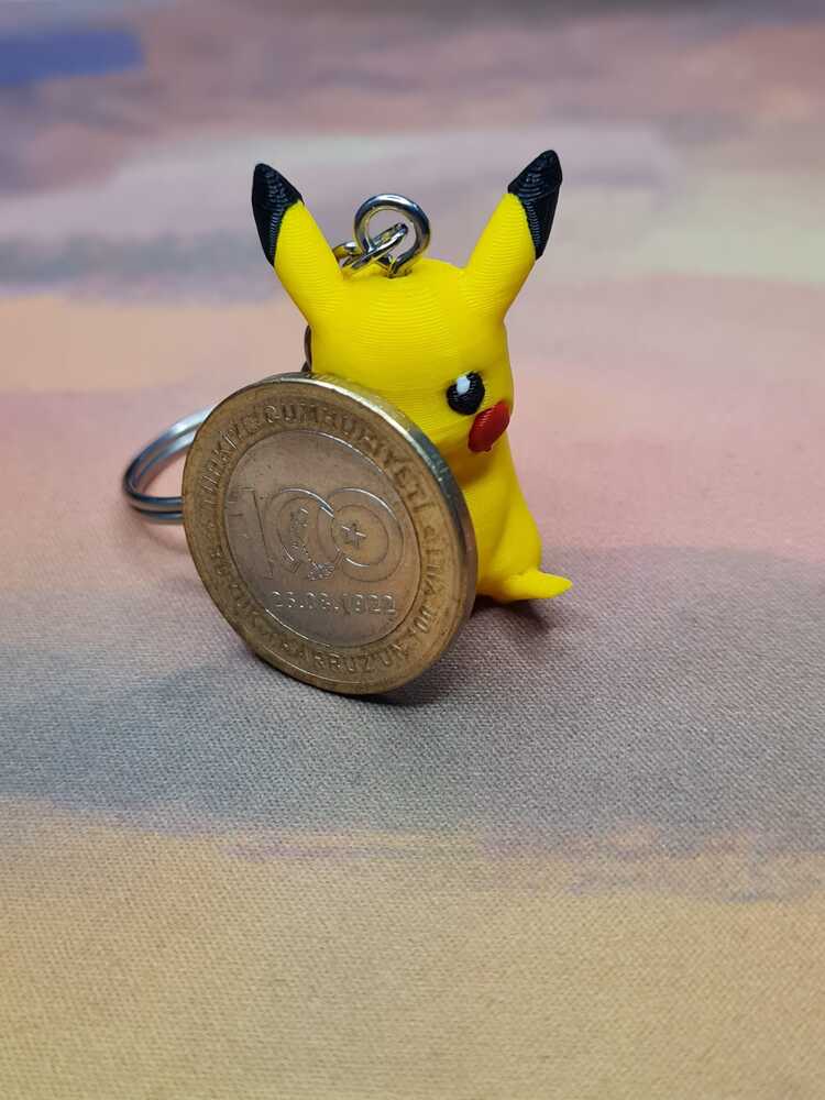 Anahtarlık Pikachu'nun 4cm'lik figürü