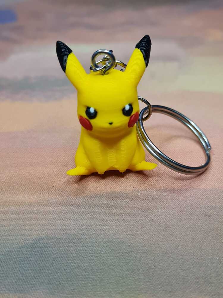 Anahtarlık Pikachu'nun 4cm'lik figürü