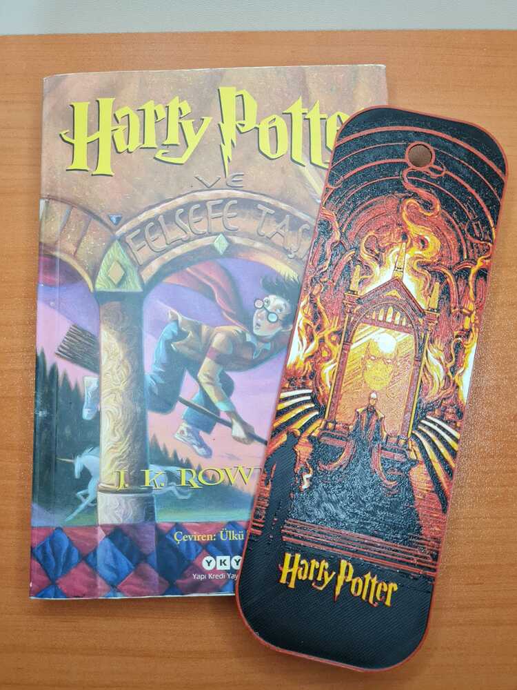 Harry Potter Felsefe Taşı Temalı Kitap Ayracı
