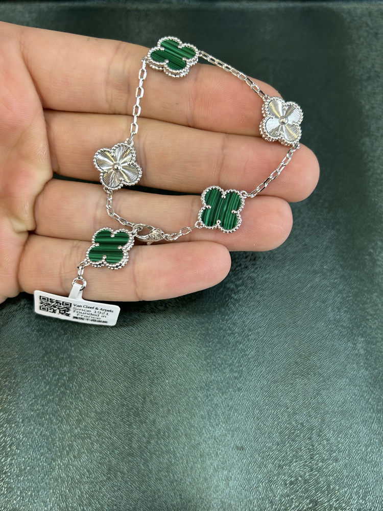 Van cleef bileklik 
