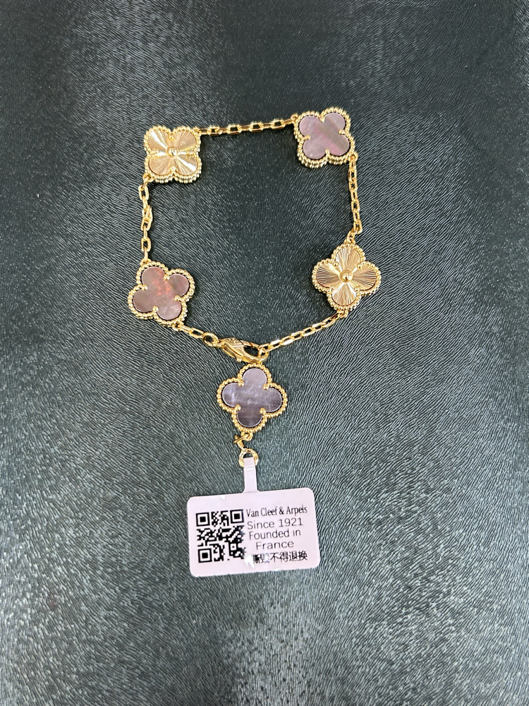 Van cleef bileklik 