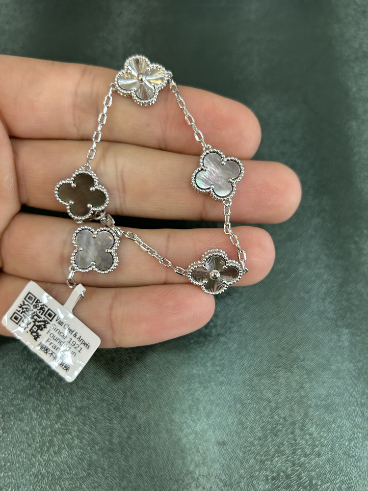 Van cleef bileklik 