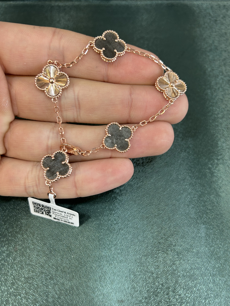 Van cleef bileklik 