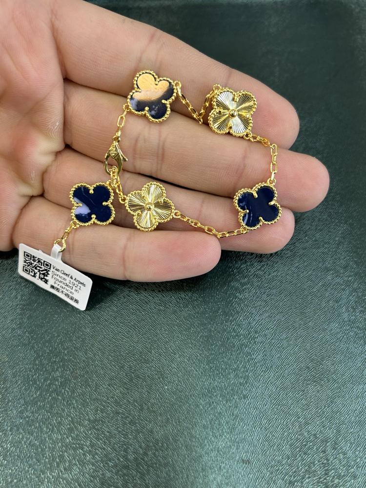 Van cleef bileklik 