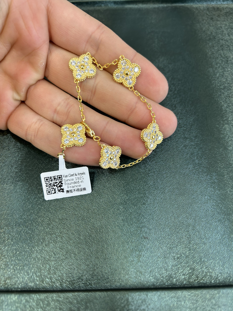 Van cleef bileklik 