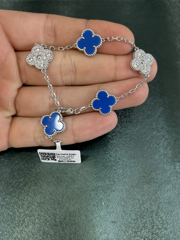 Van cleef bileklik 