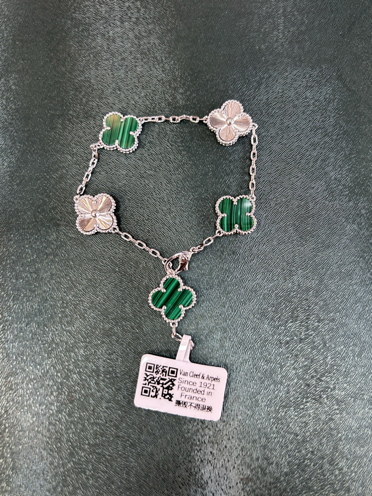 Van cleef bileklik 
