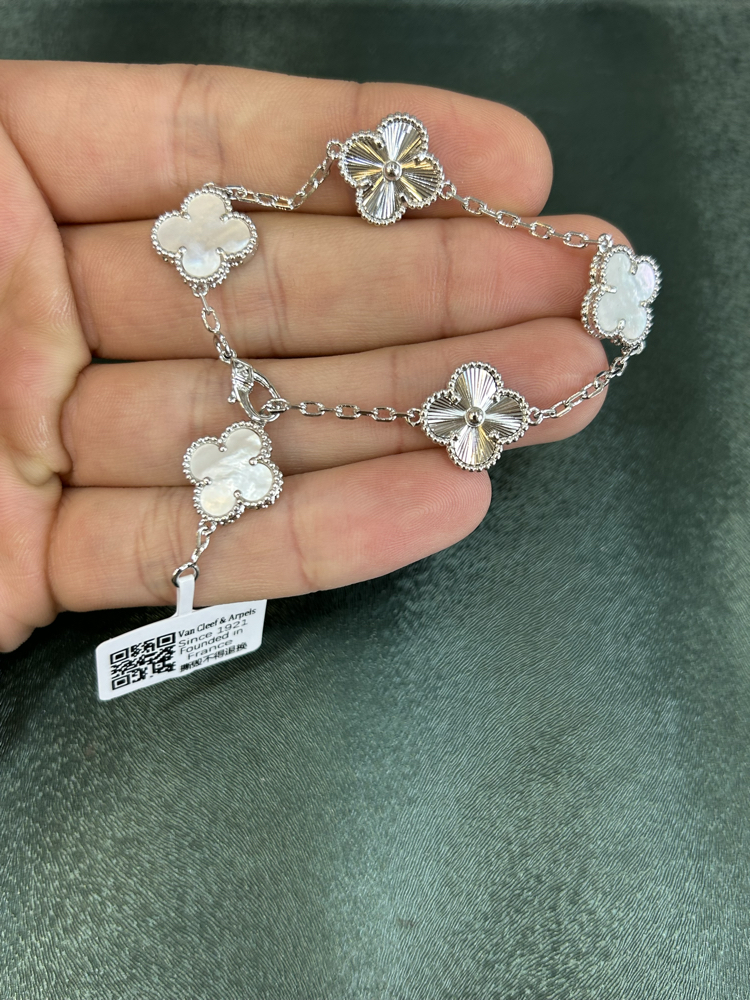 Van cleef bileklik 