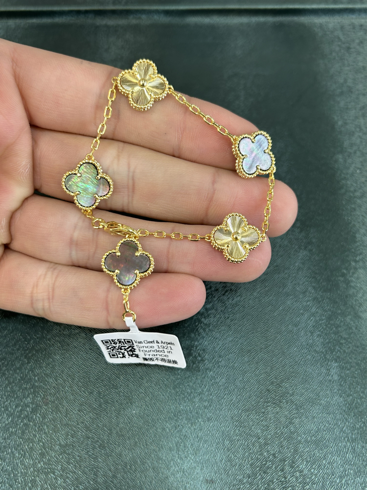 Van cleef bileklik 