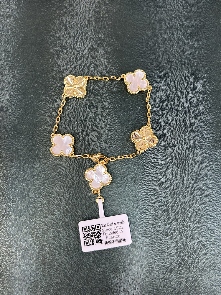 Van cleef bileklik 