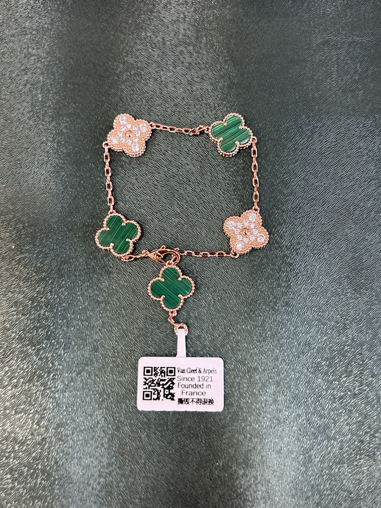 Van cleef bileklik 