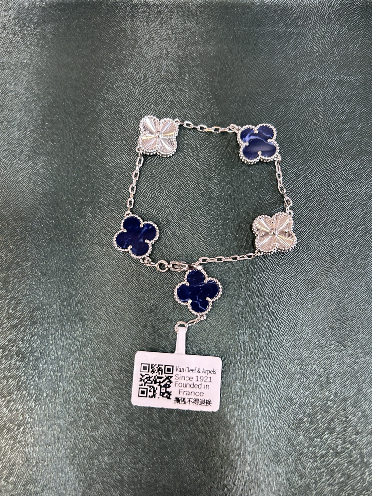 Van cleef bileklik 