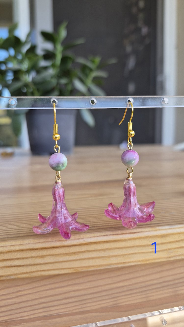 Pembe Sümbül Küpe
