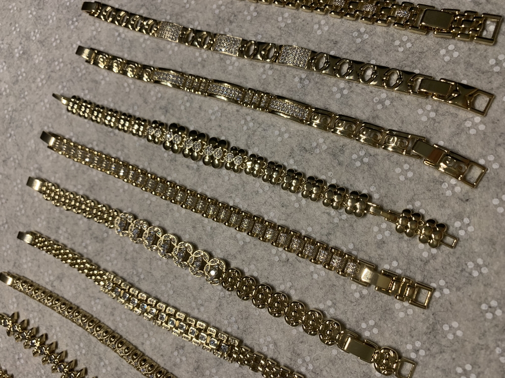 Xuping Bilezik Model 10