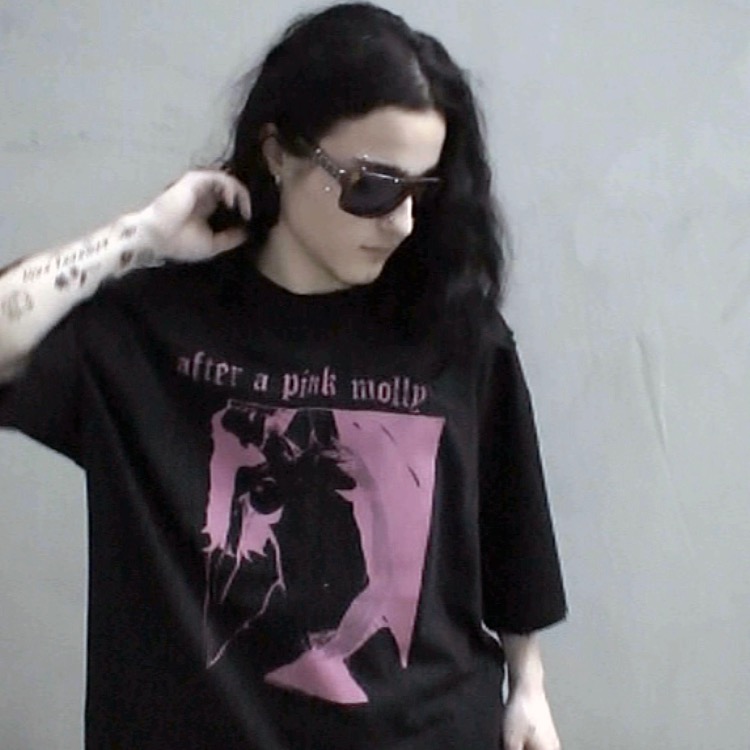 PINK MOLLY T-SHIRT