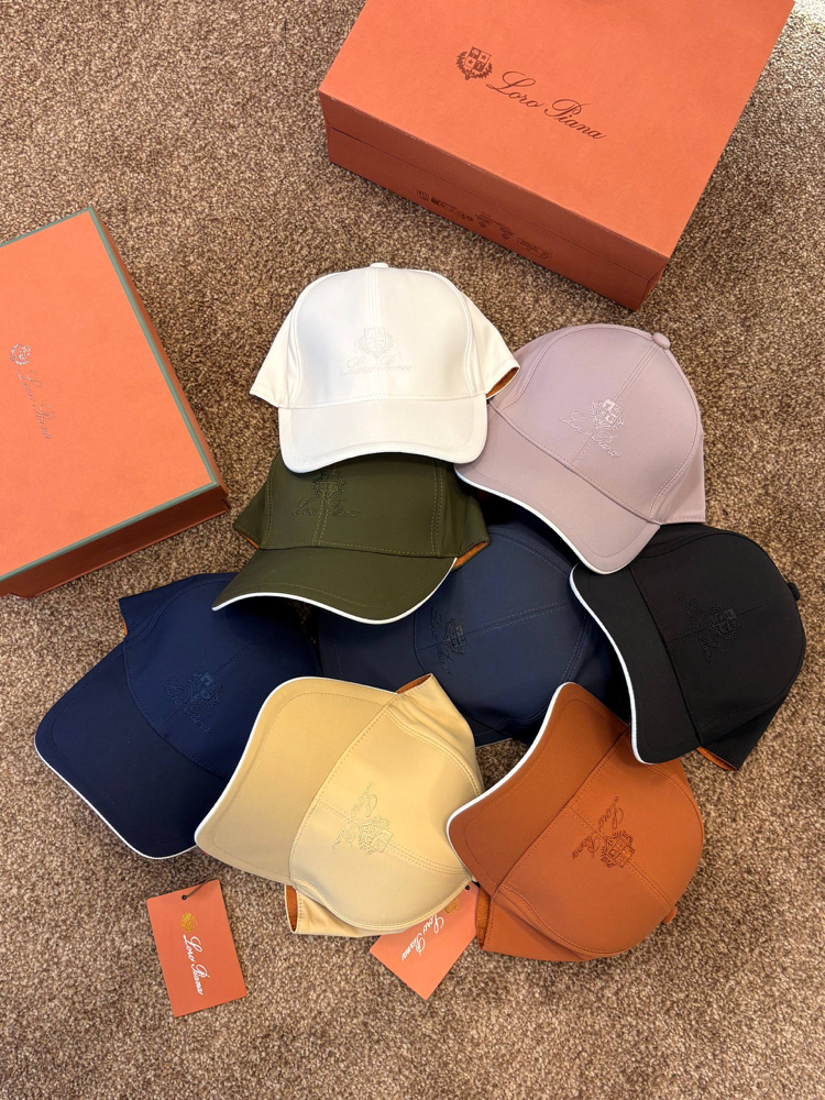 Loro Piana Leylak Rengi Logo Nakışlı Şapka
