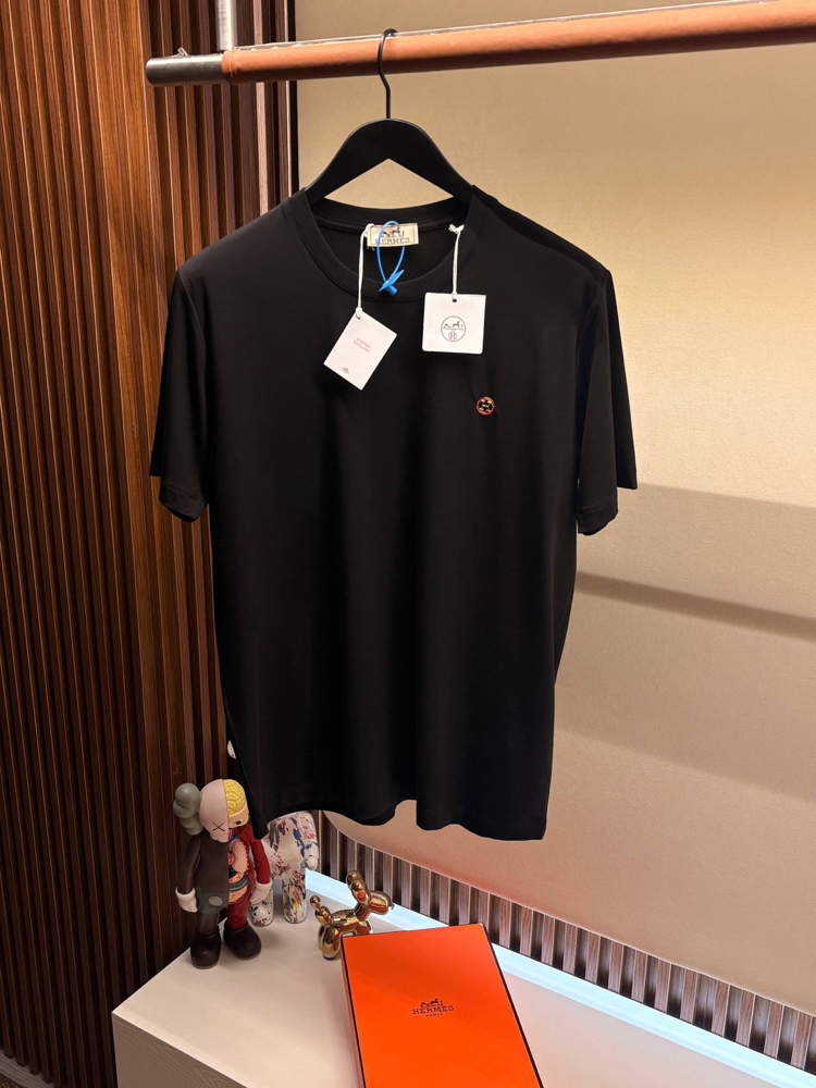 Hermes Siyah Logo Detaylı Tshirt