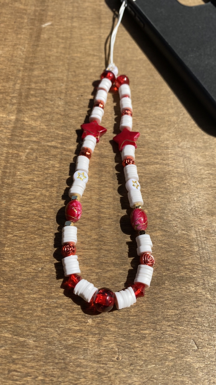 KIRMIZI YILDIZ TELEFON CHARM
