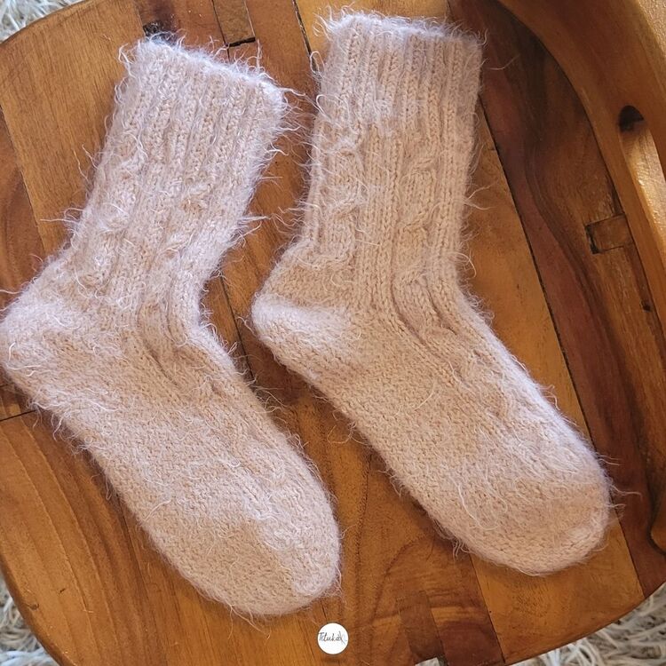 Soft Pembe Renk Örgü Çorap