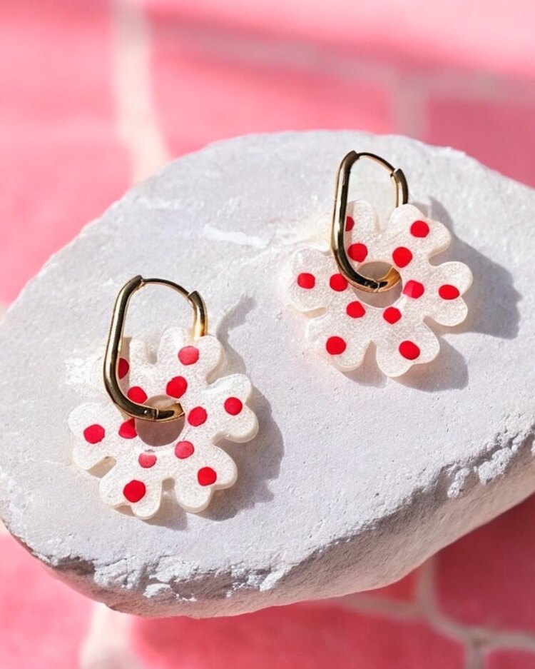 Mix & Match donut charm küpe —beyaz kırmızı puantiyeli