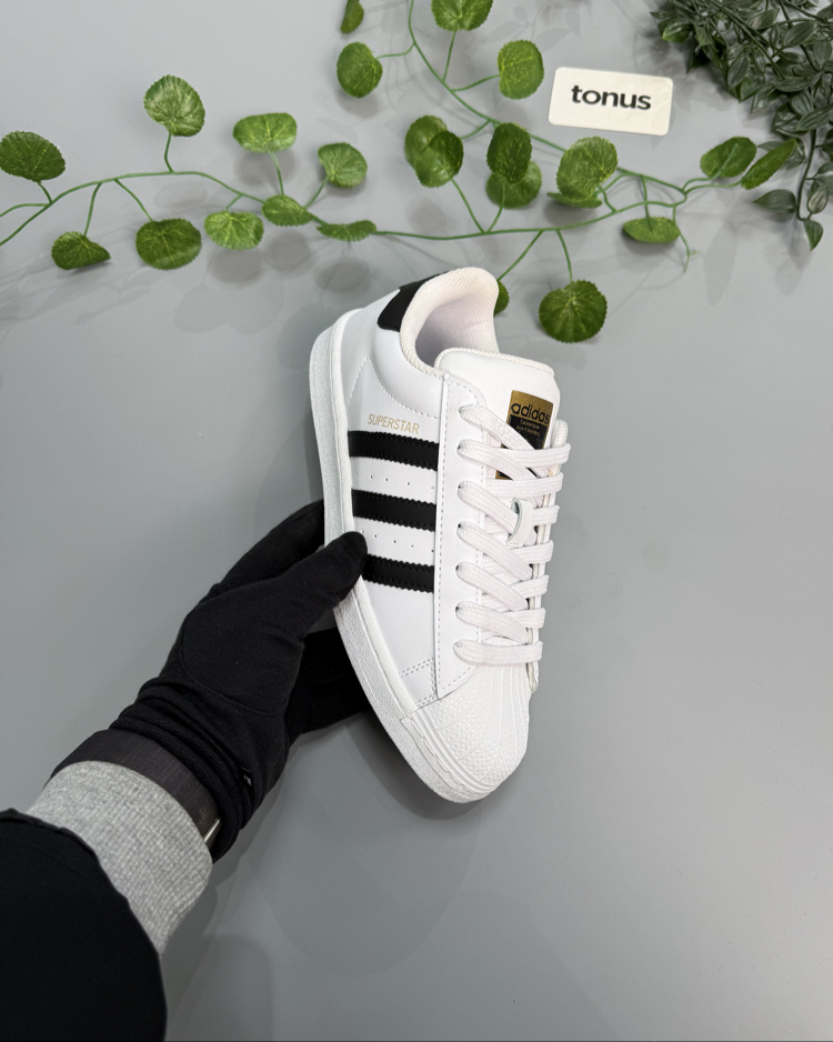 Adidas süperstar beyaz siyah 