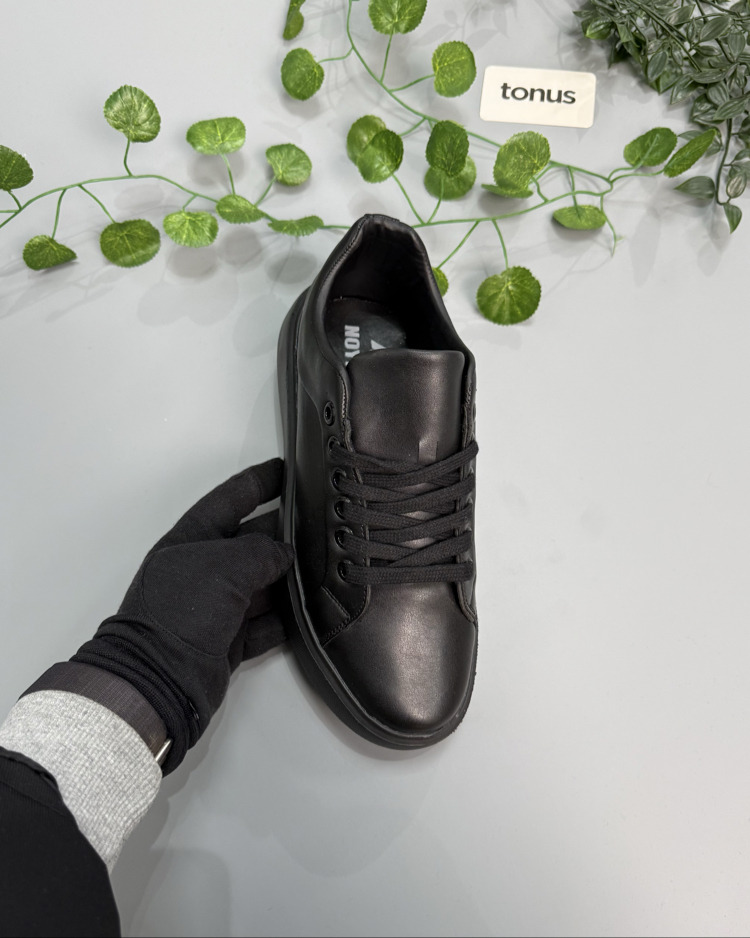 Siyah deri sneakers yüksek taban 