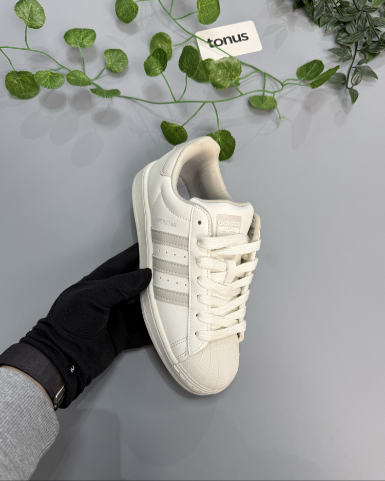 Adidas superstar bej gri 