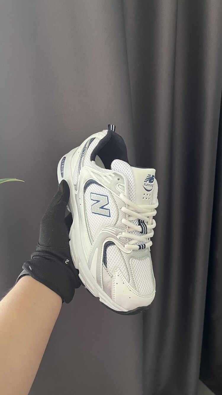 New Balance 530 