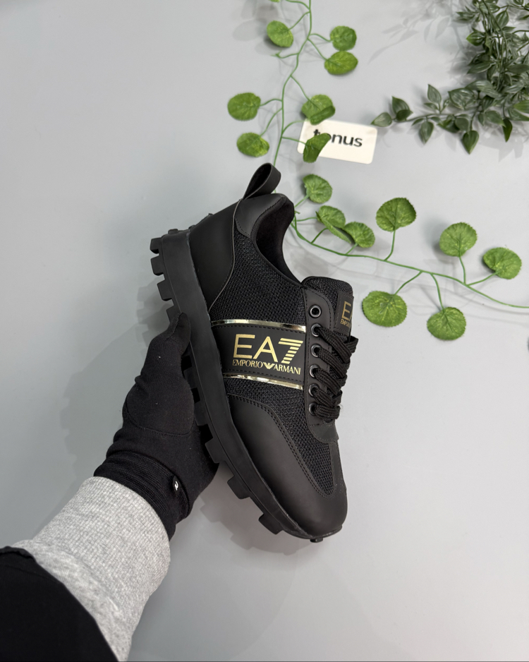 EA7 siyah 