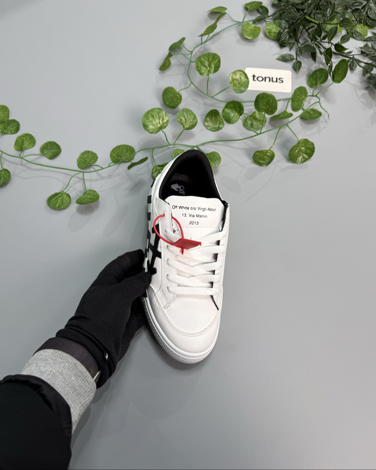 Off-white beyaz 