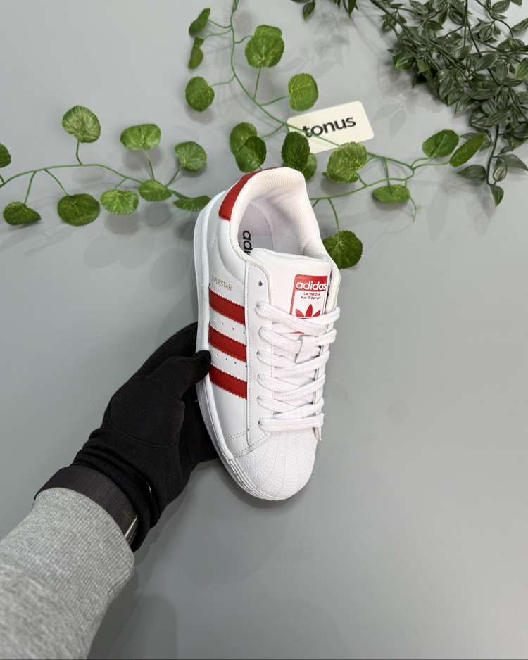 Adidas superstar beyaz kırmızı 